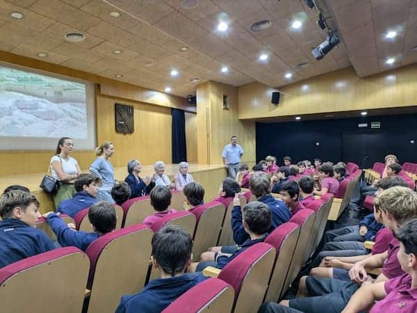 Voluntariat a Amavir 24-25 B