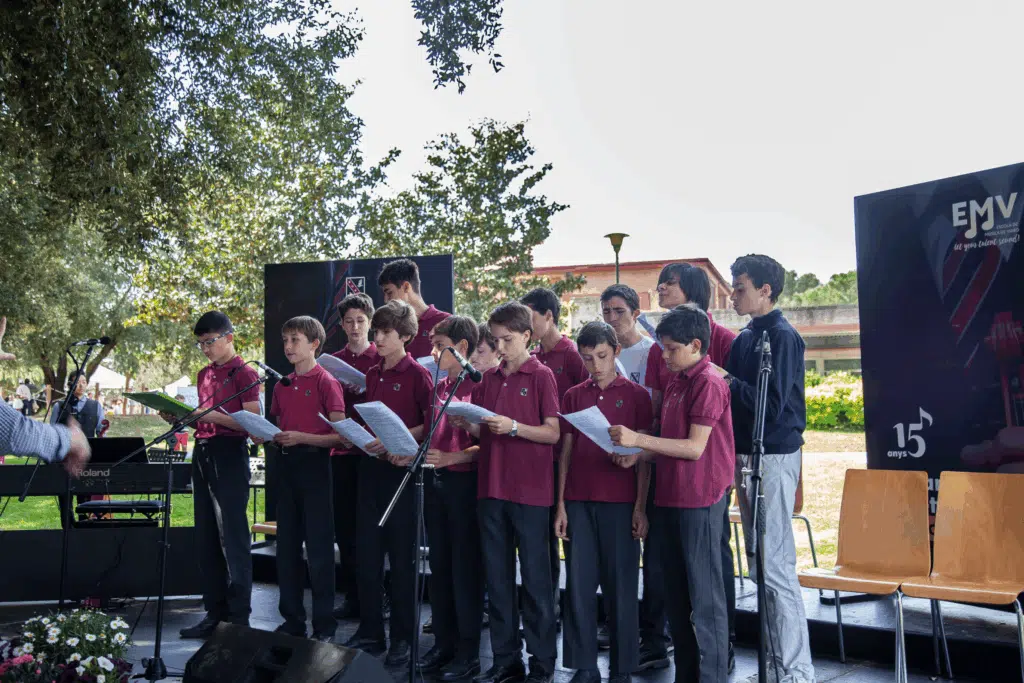 Fotos_MAV_Nota_de_prensa_25-26_13 La muestra de artes de viaro